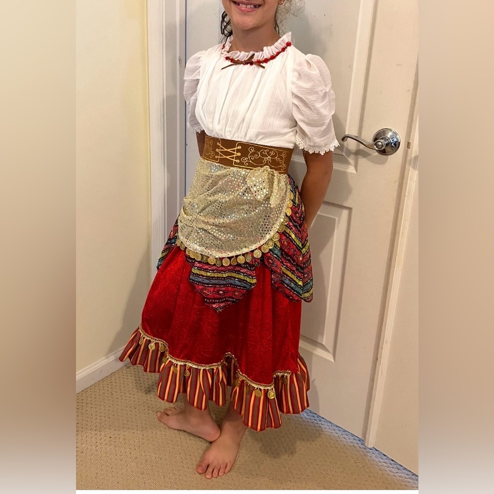 Princess Elena costume, size 10Y, great condition